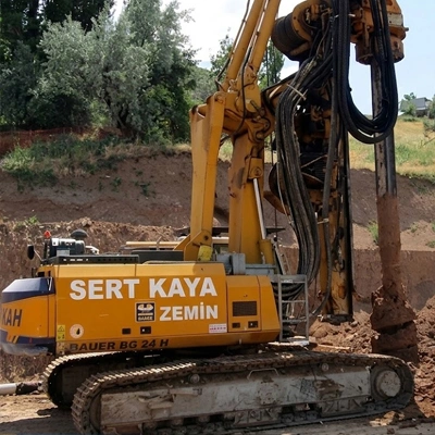 Bauer BG 20 H Hidrolik Fore Kazık Makinesi